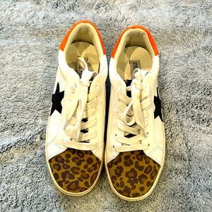 Women’s Steve Madden Sneakers size 6.5